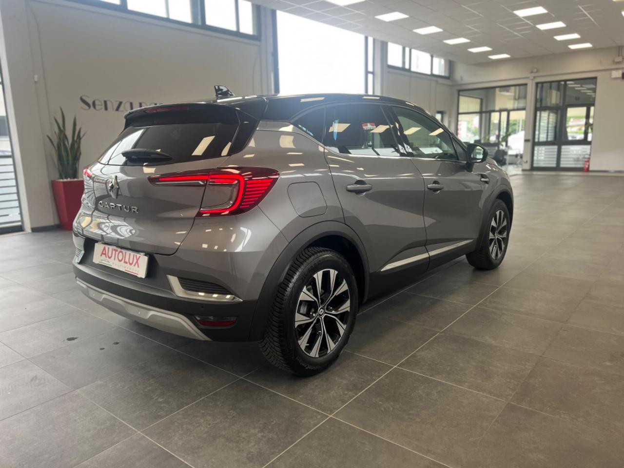 Renault Captur TCe 12V 90 CV Techno