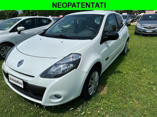 RENAULT Clio 1.2 16V 3 porte Dynamique