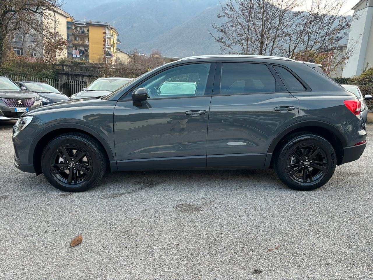 Audi Q3 35 TDI S tronic IDENTITY BLACK - FULL-LED MY 22