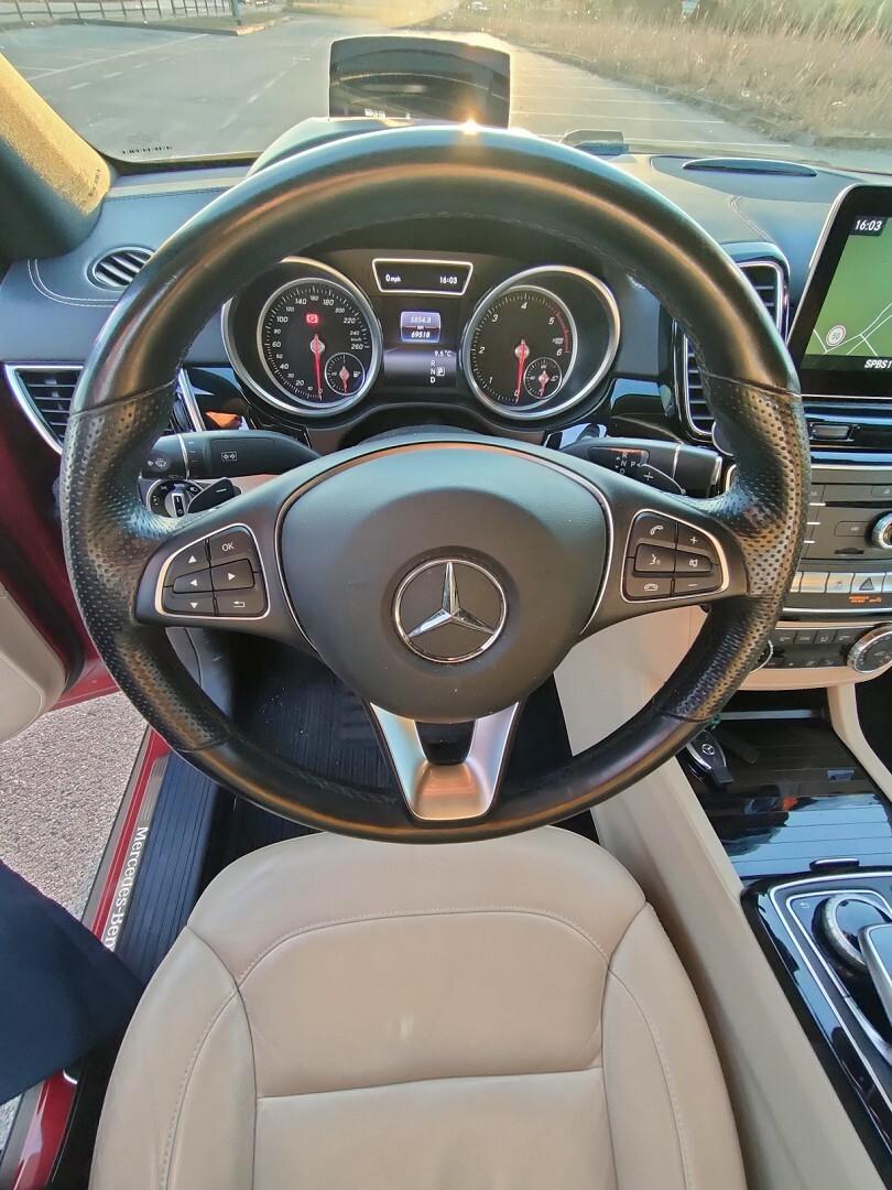MERCEDESBENZ 350d 4matic 258cv
