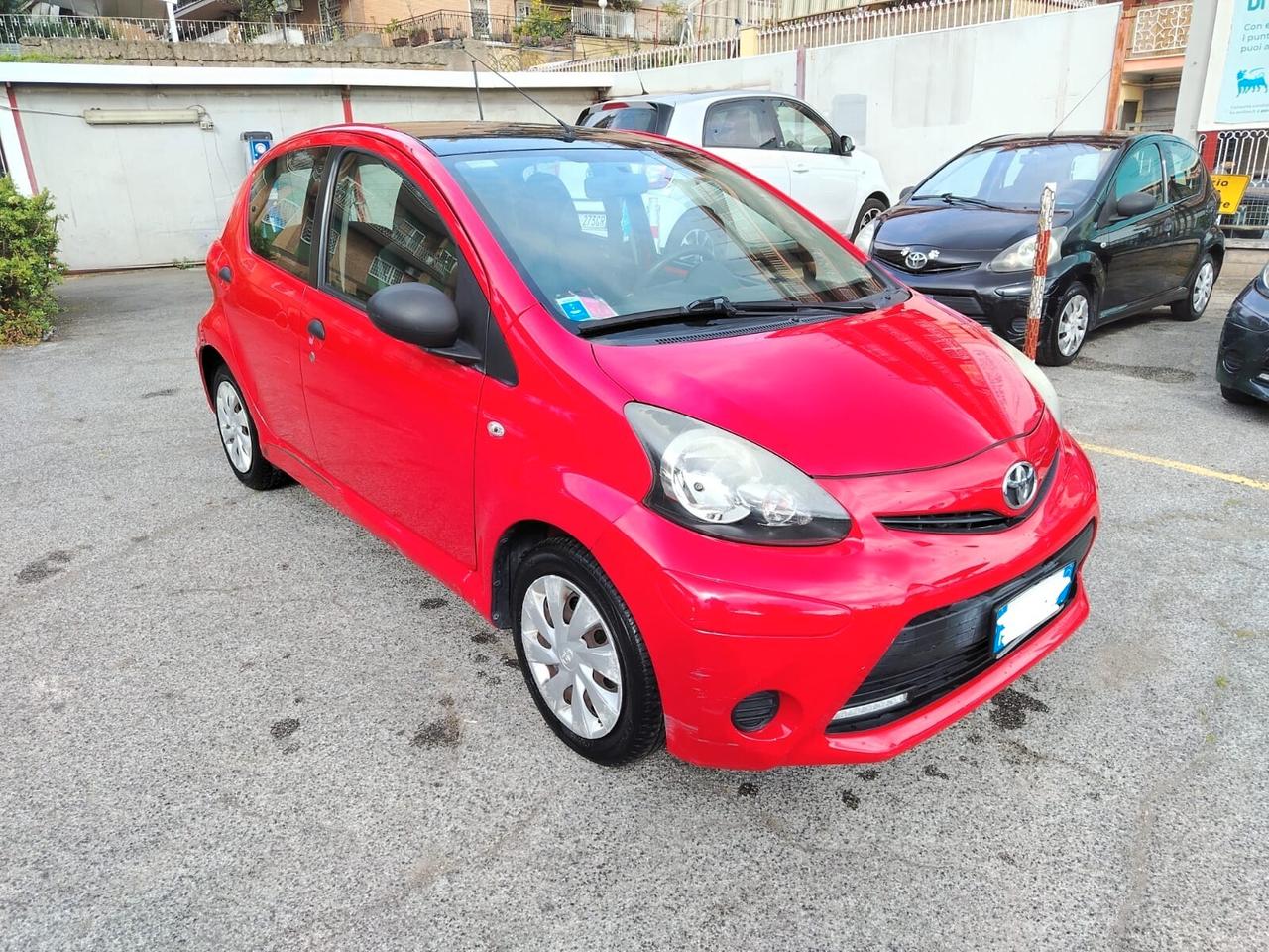 Toyota Aygo 1.0 Connect E5 OFFERTA della settimana