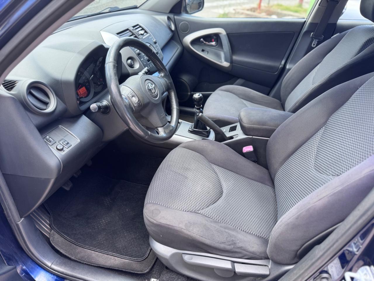 Toyota RAV 4 RAV4 2.2 D-4D 136 CV Sol