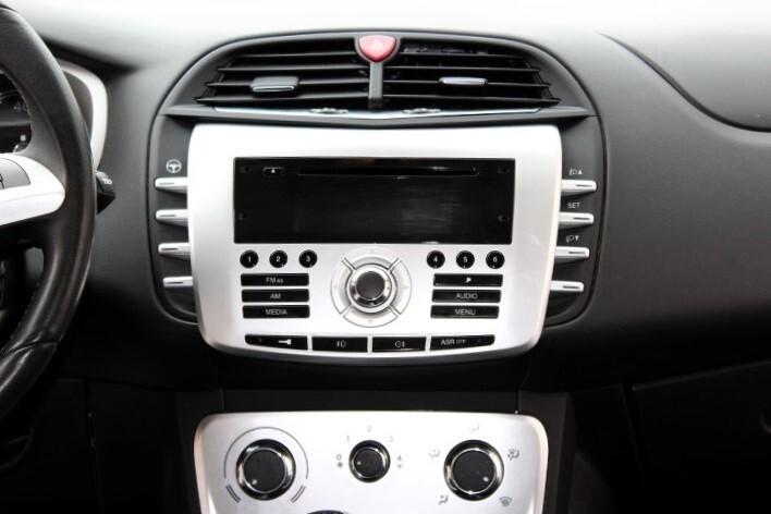 Lancia Delta 1.6 MJT DPF ORO 120CV ESTETICA DA AUTO NUOVA EX PENSIONATO 12 MESI GARANZIA