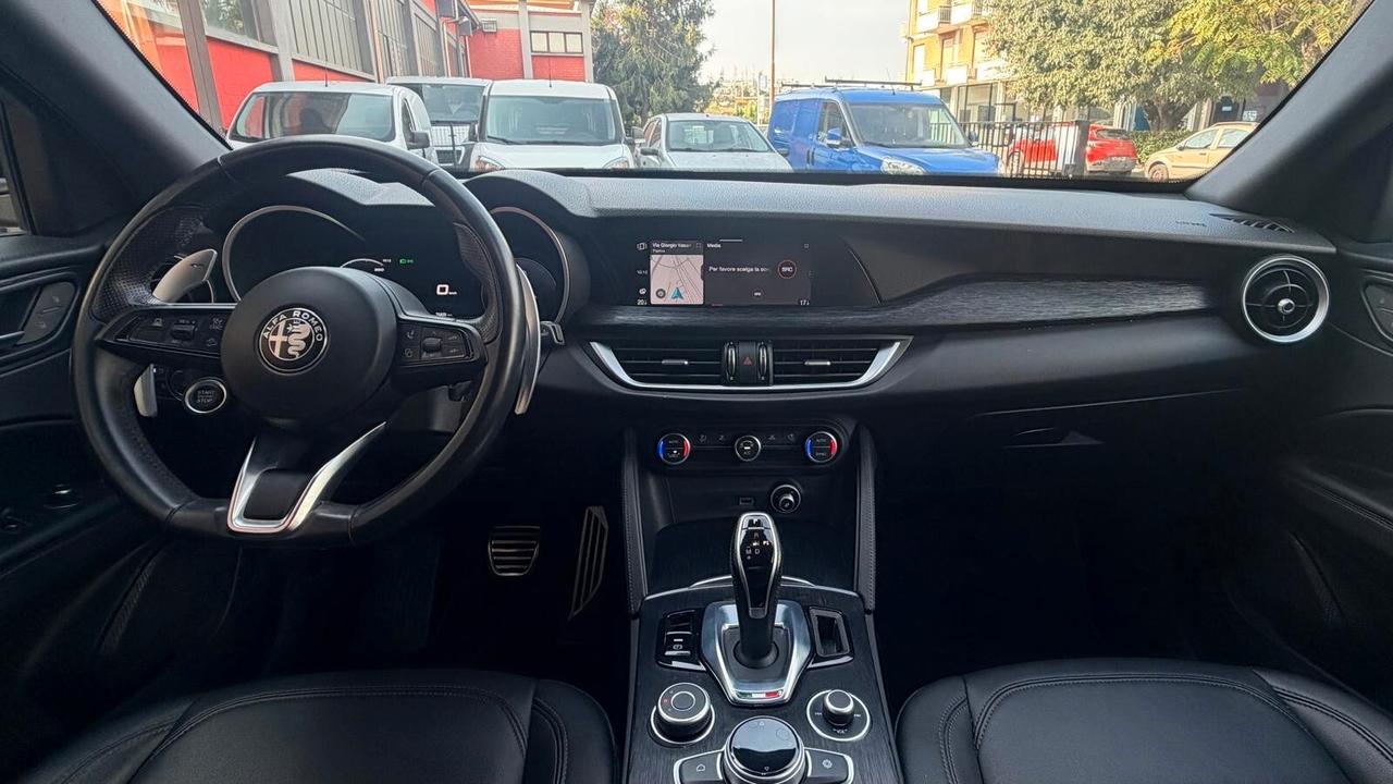 Alfa Romeo Stelvio 2.2 Turbodiesel 210 CV AT8 Q4 Competizione
