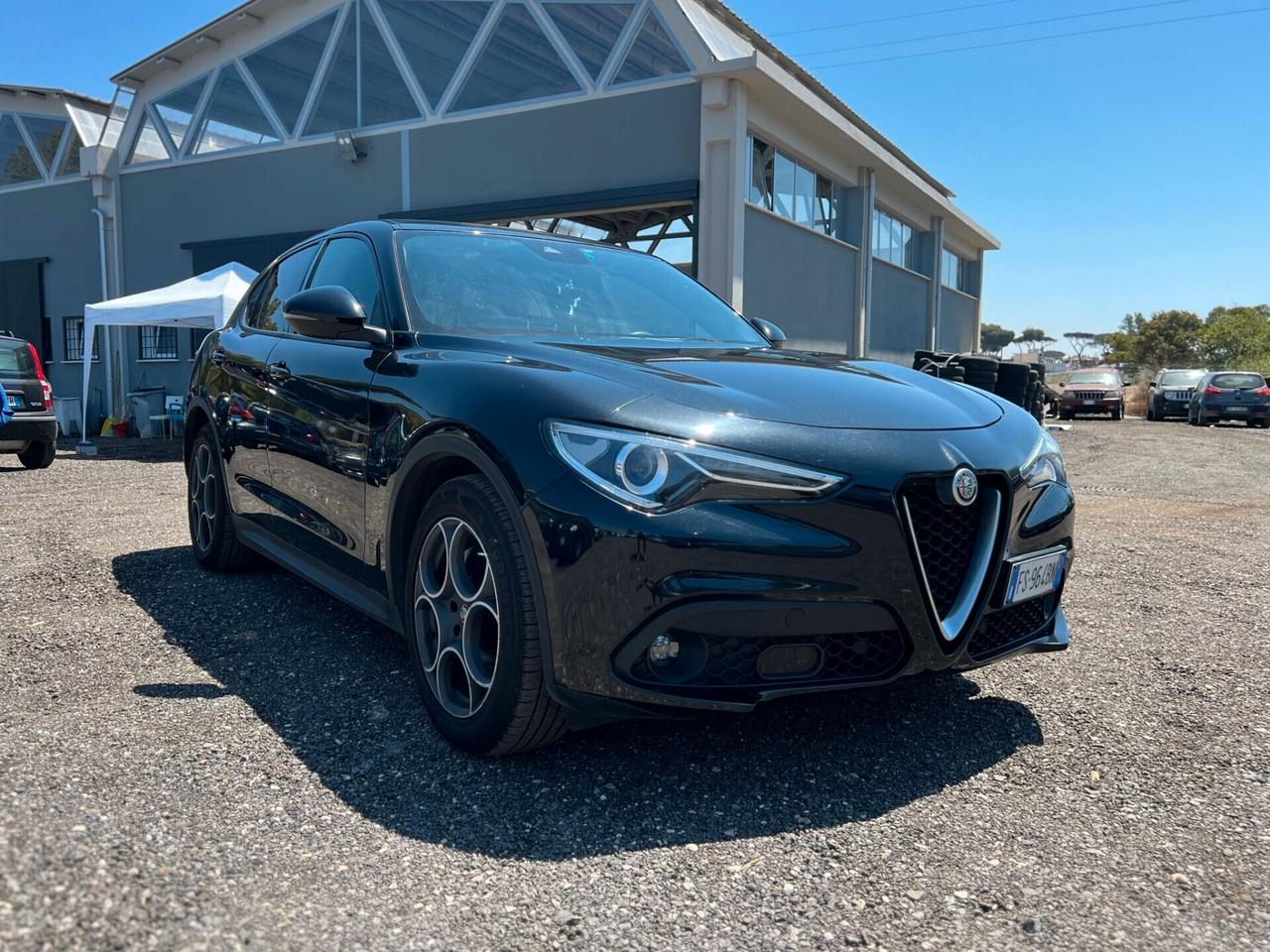 Alfa Romeo Stelvio 2.2 Turbodiesel 180CV AT8 RWD Business