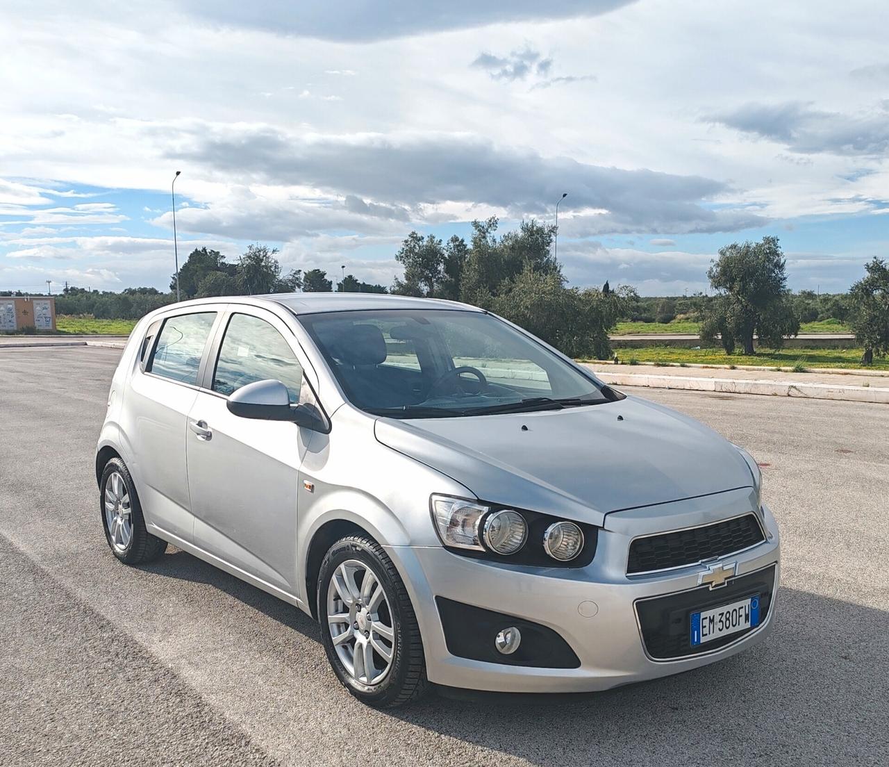 Chevrolet Aveo 1.2 86CV GPL 5 porte LT UNIPROPRIETARIO Neopatentati