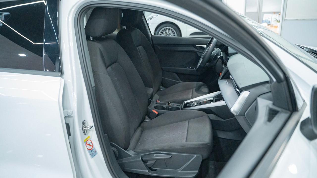 Audi A3 SPB 35 TDI S TRONIC SPORT BLACK EDITION NAVI FULL OPTIONAL