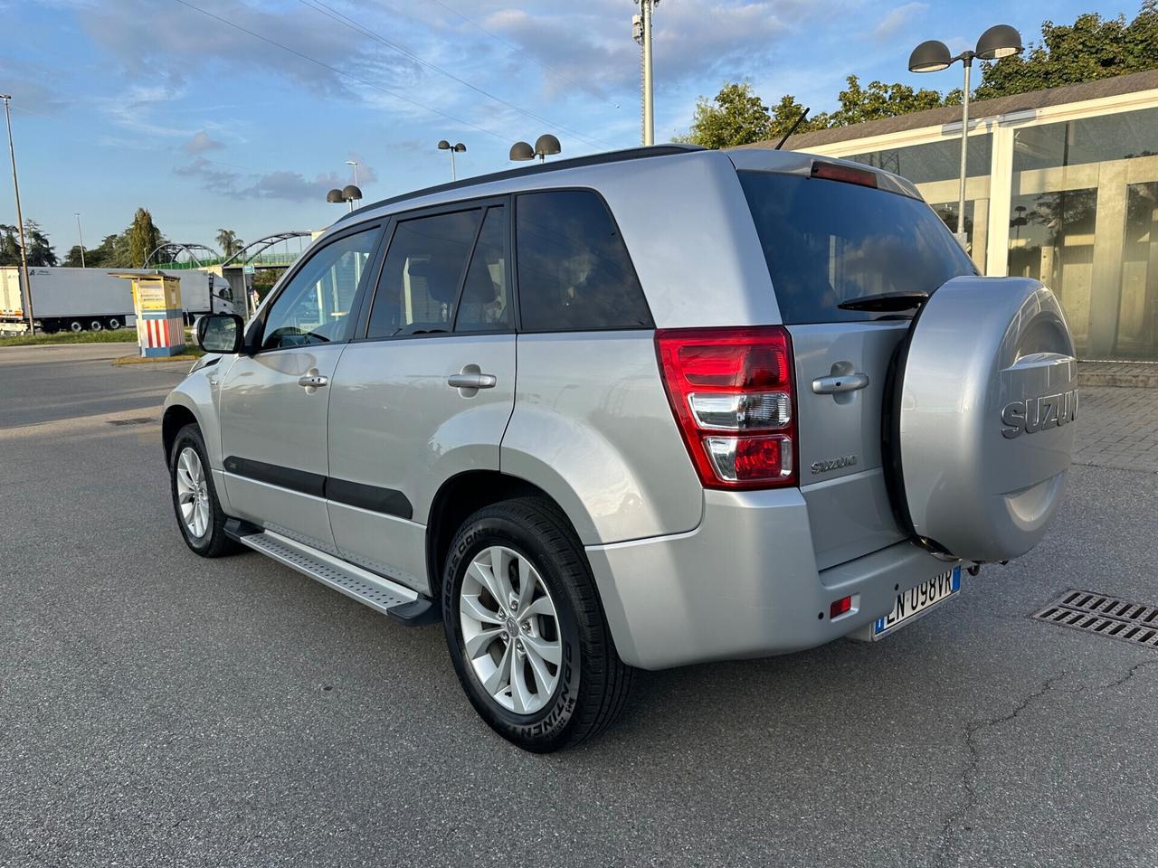 Suzuki Grand Vitara 1.9 DDiS 5 porte Crossover Evolution