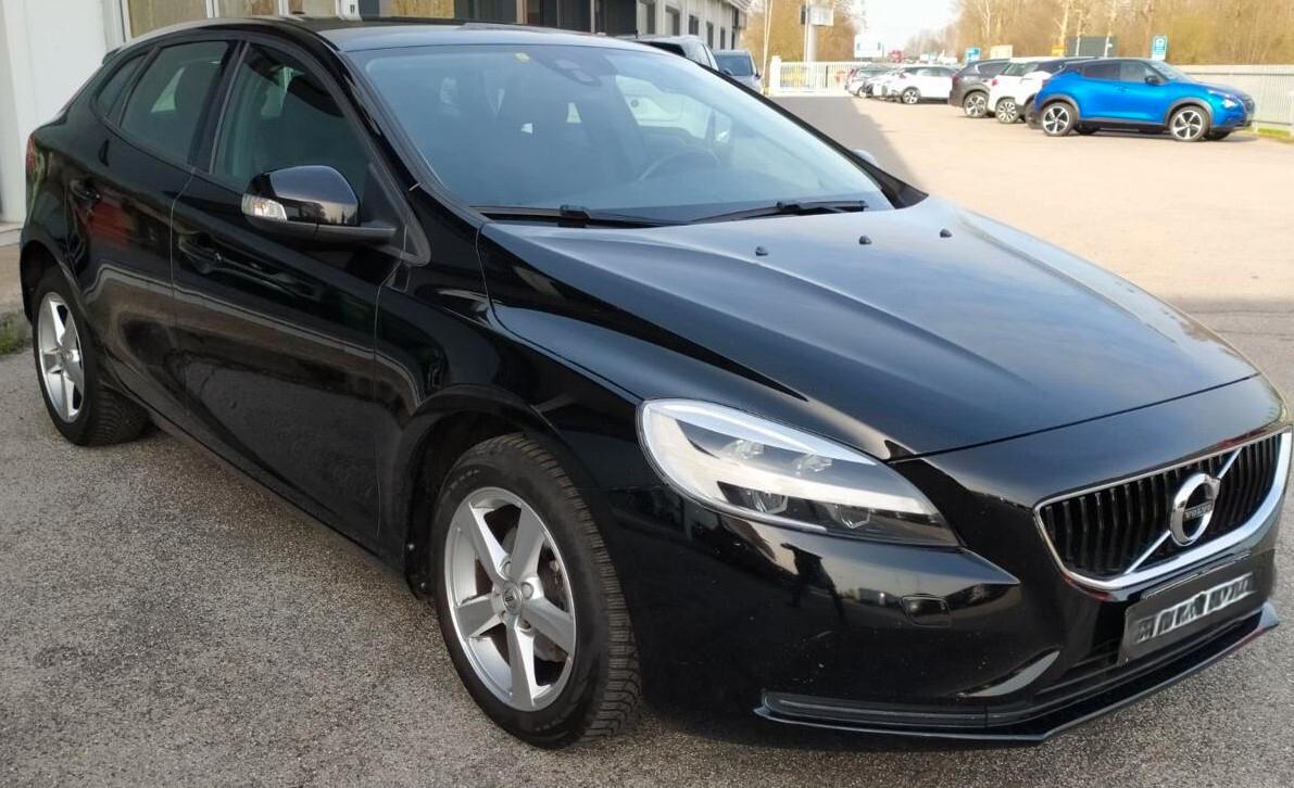 Volvo V40 D2 Business