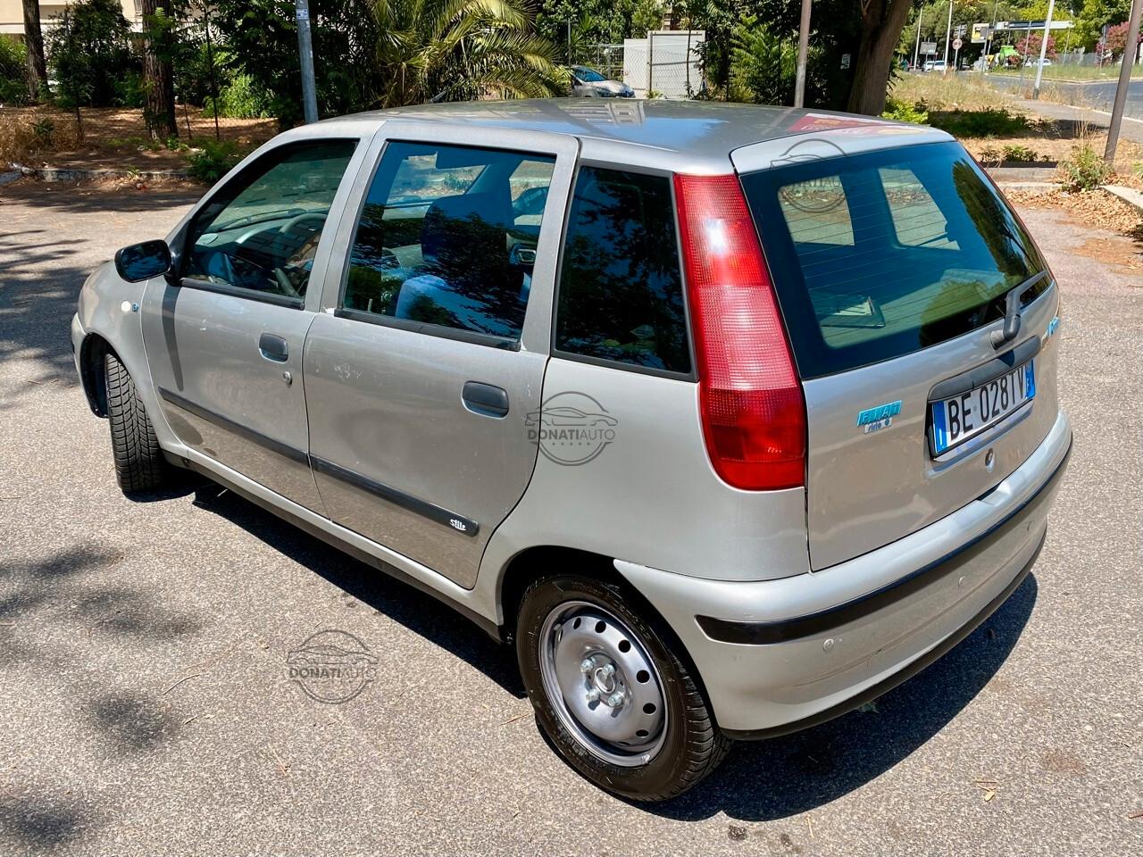 FIAT Punto 1.2 Benz / GPL - 280euro assicurazione Storica - 5 Porte