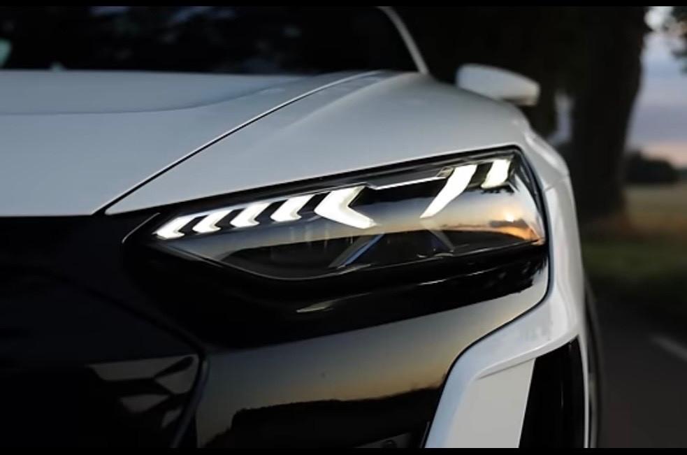 Audi E-tron GT quattro