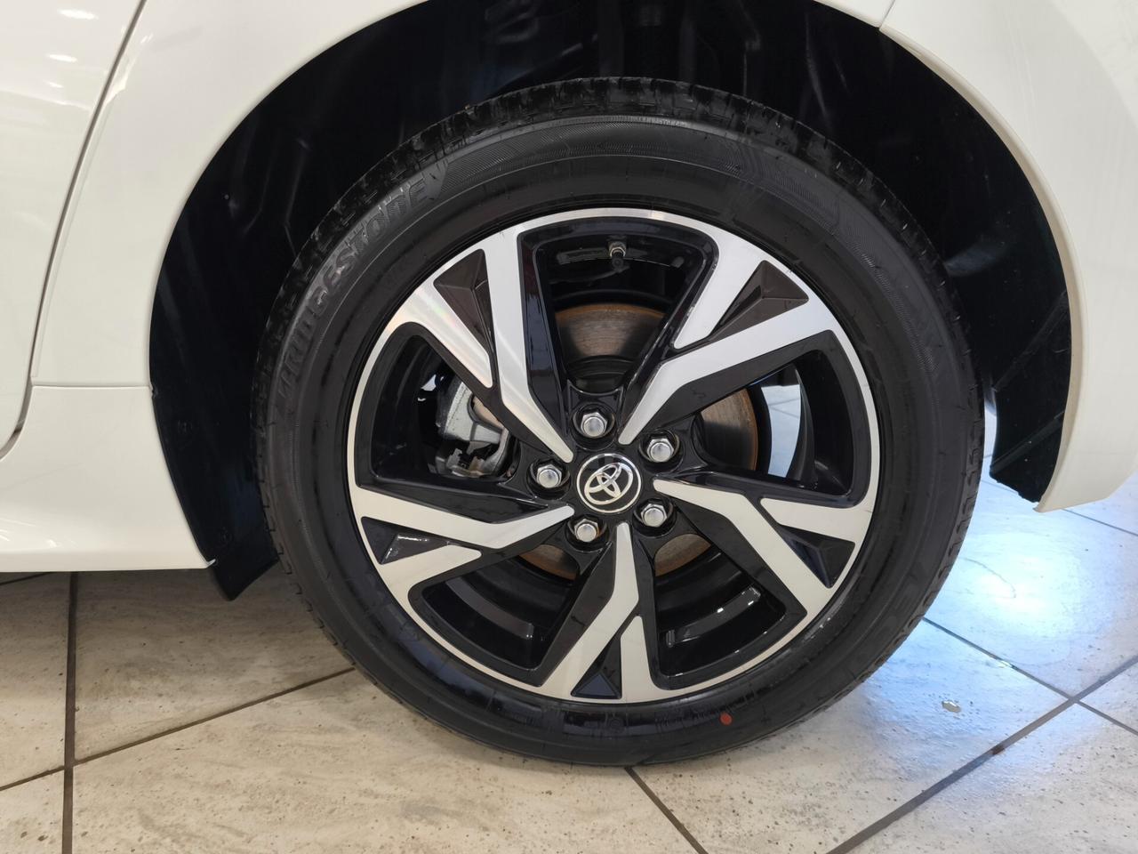 Toyota Yaris 1.5 Hybrid 5 porte Trend