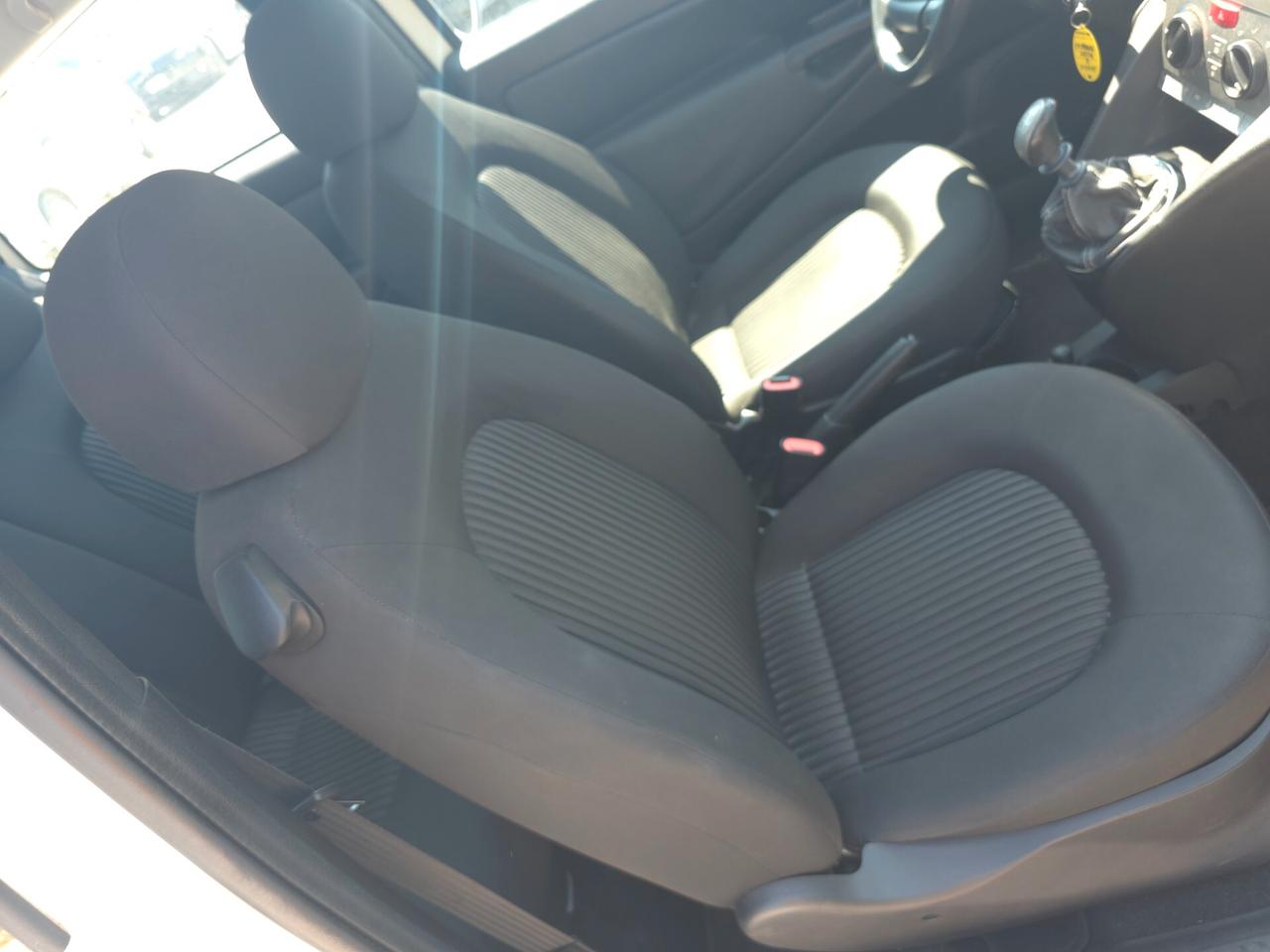 Lancia Ypsilon 1.2 69 CV Diva