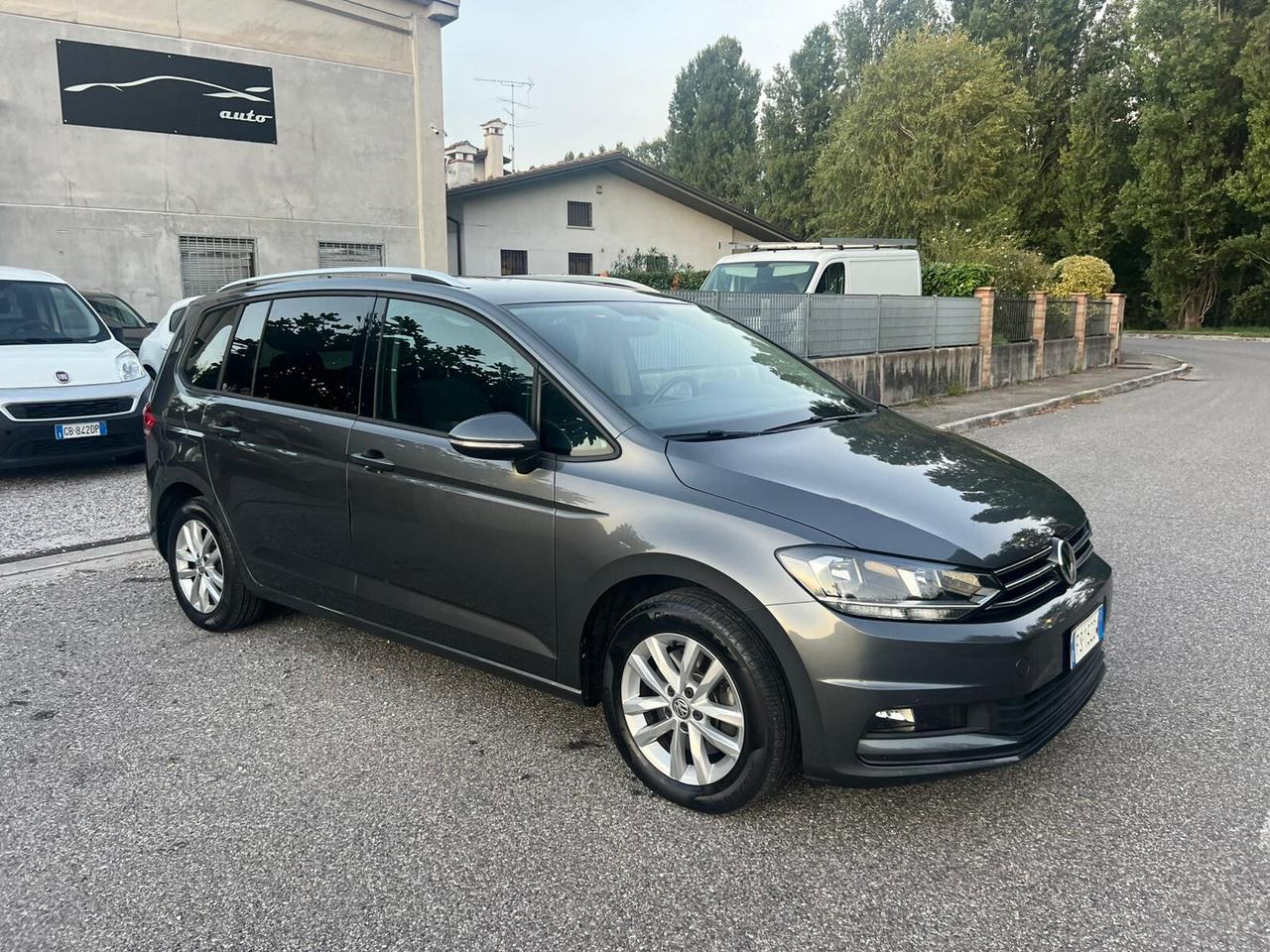 Volkswagen Touran 1.6 TDI 115 CV SCR DSG Business BlueMotion Technology