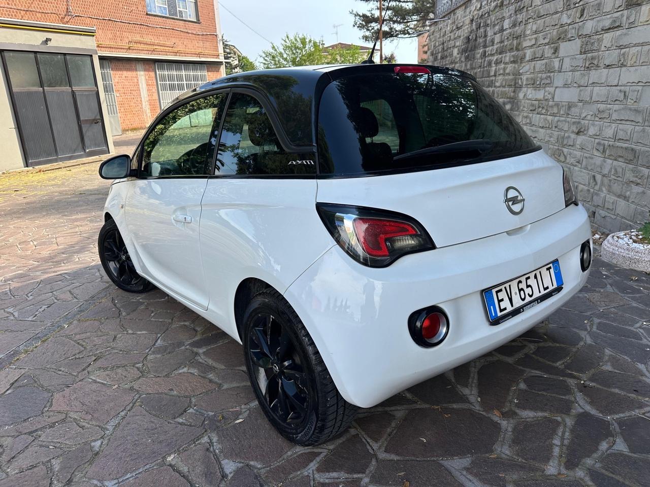 Opel Adam 1.4 87 CV GPL Tech White/Black Link
