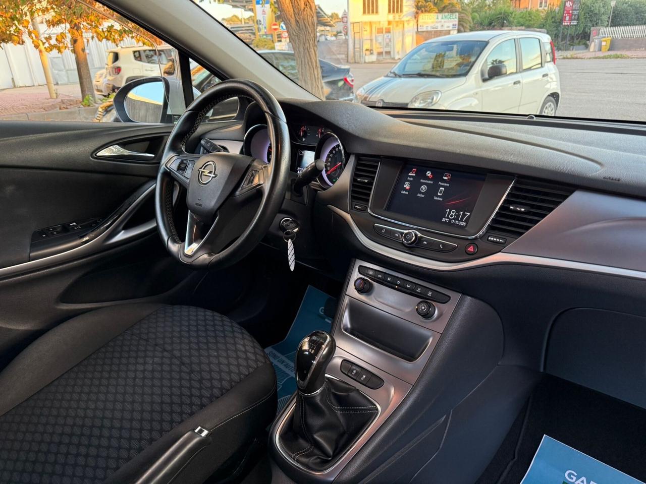 Opel Astra 1.6 CDTi 110CV