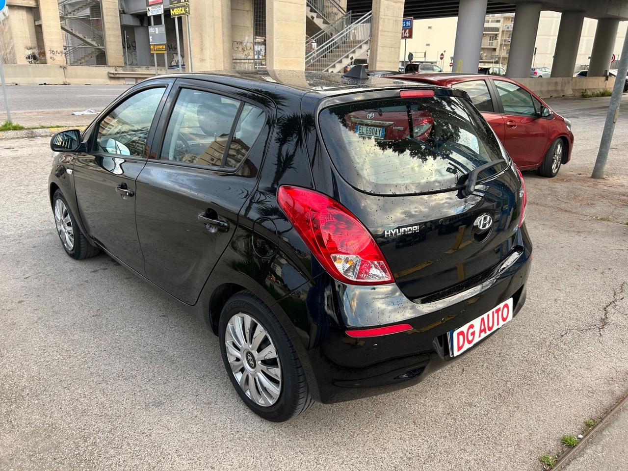 Hyundai i20 1.2 benzina 85 cv 2013 Gpl