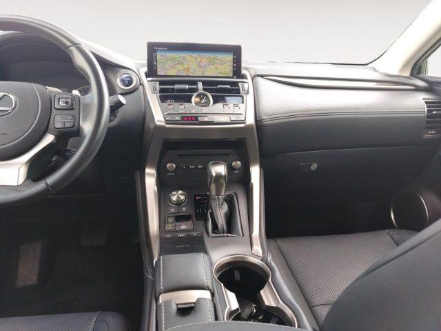 LEXUS NX 300 Hybrid 4WD Luxury