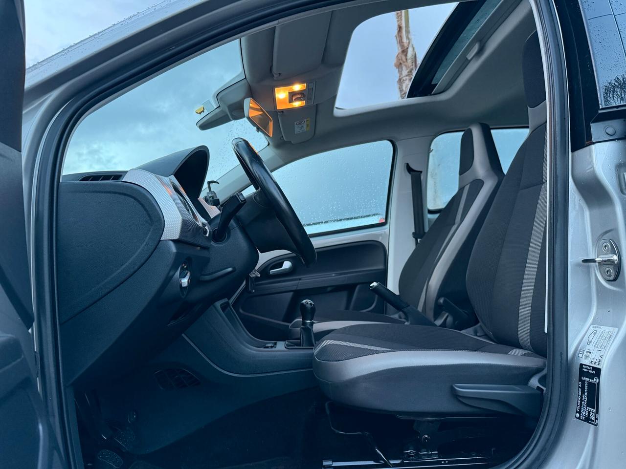 VOLKSWAGEN UP 2019 1.0 BENZ/METANO 68CV *TETTO APRIBILE