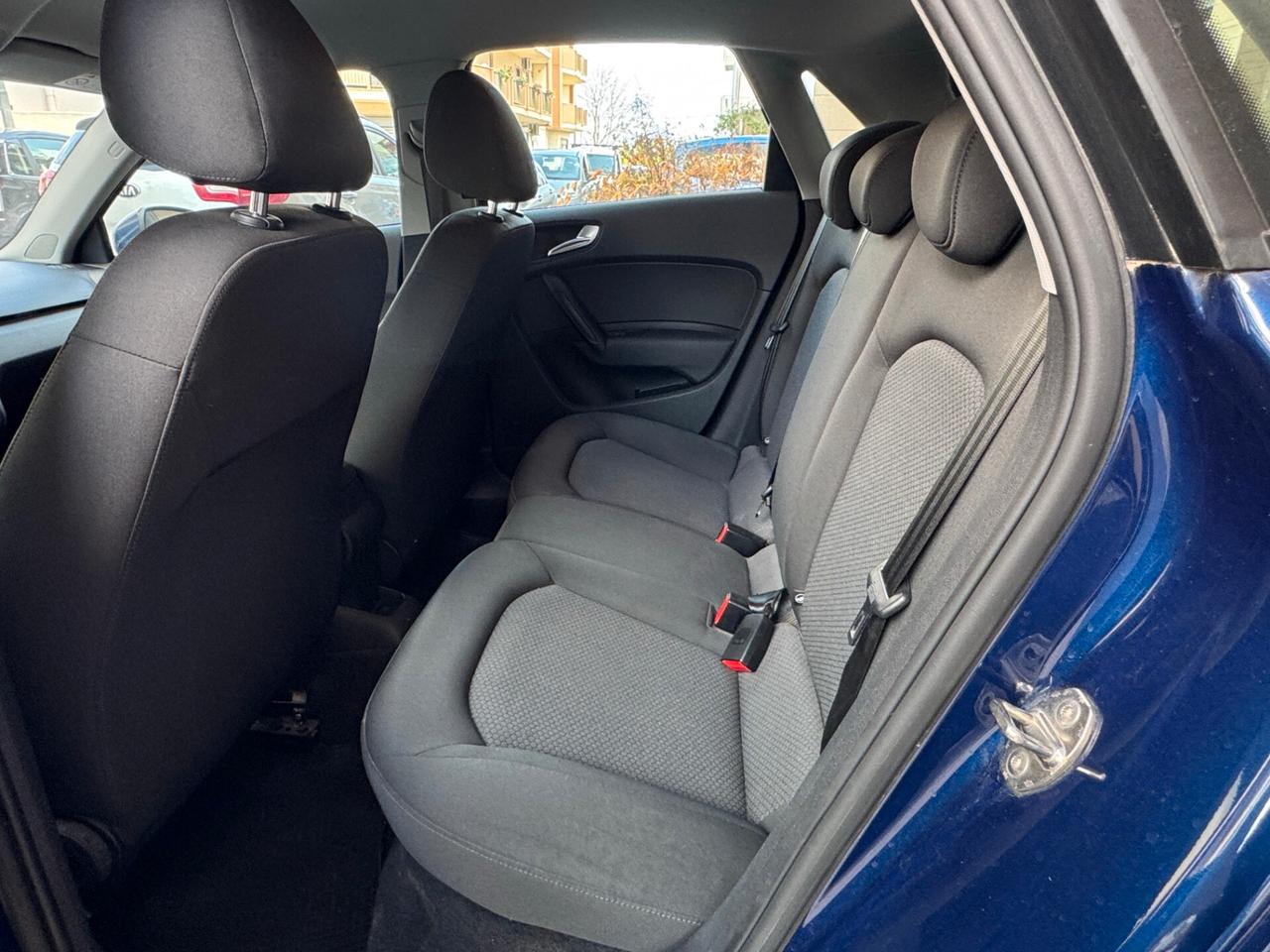 Audi A1 SPB 1.6 TDI 116 cv S-Line Neopatentati