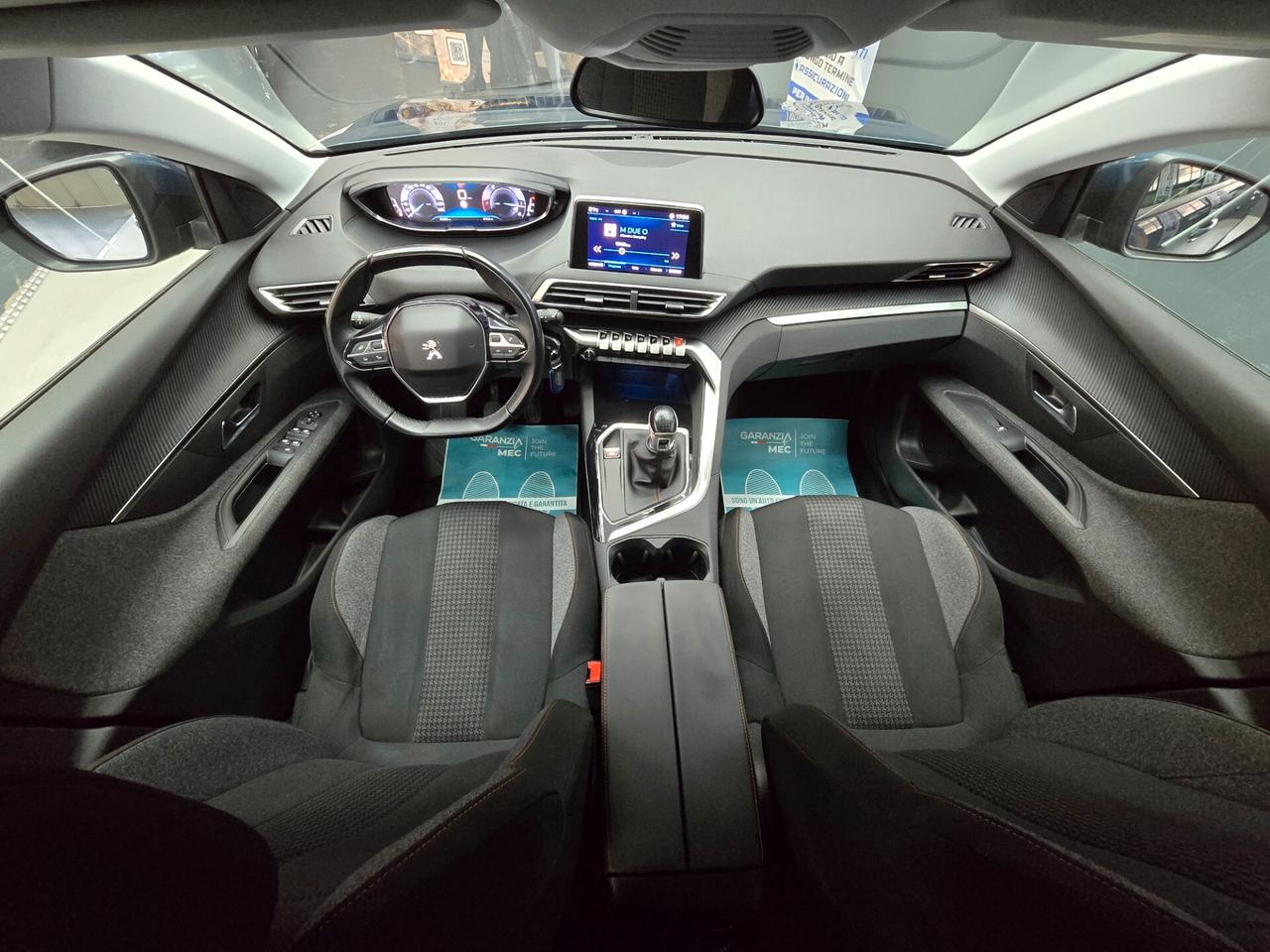PEUGEOT 5008 ACTIVE 1.2 TURBO 7P