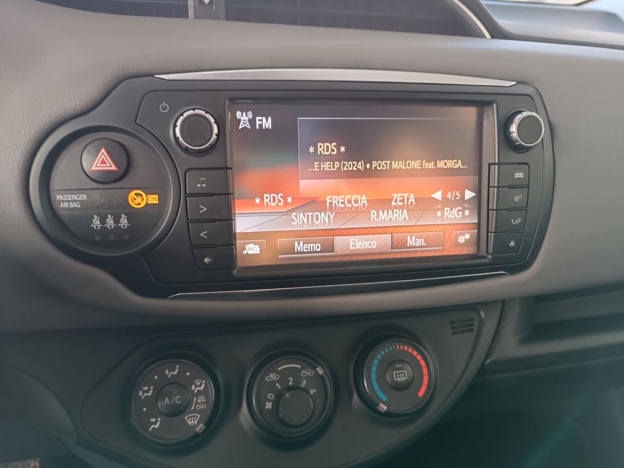 Toyota Yaris 1.0 5 porte