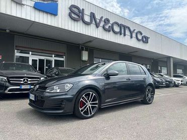 Volkswagen Golf Golf 5p 2.0 tdi Gtd / DITRIBUZIONE FATTA