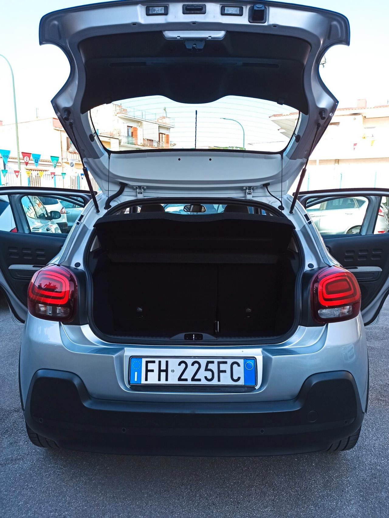 Citroen C3 PureTech 82 cv Shine Benzina