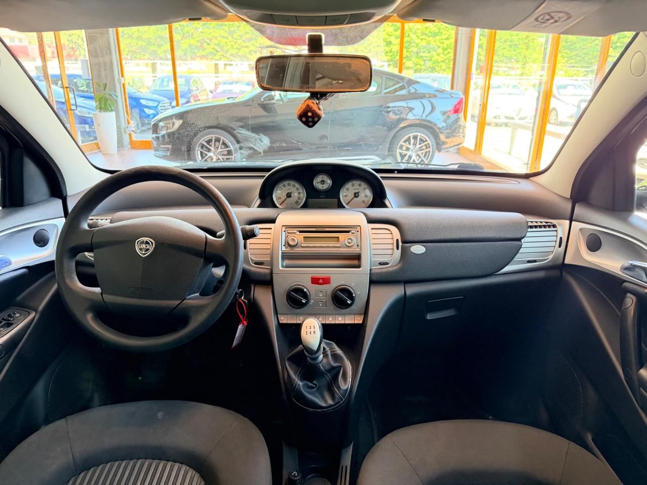 Lancia Ypsilon 1.2Benzina 60cv Neopatentati