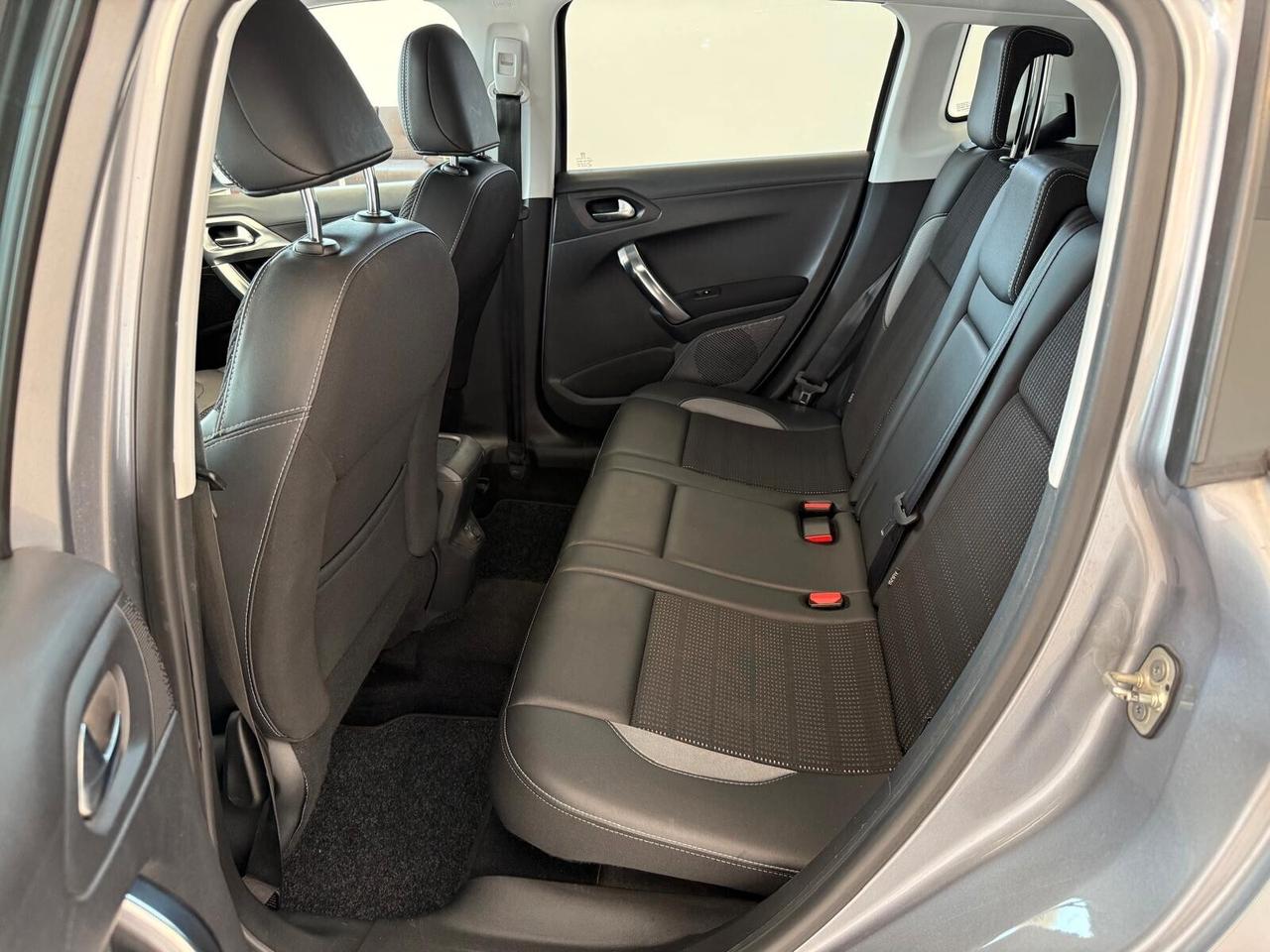 Peugeot 2008 BlueHDi 100 GT Line