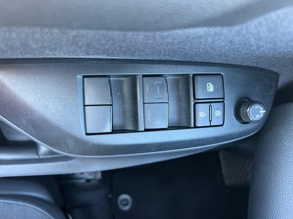 TOYOTA Yaris 4ª serie - Yaris 1.5 Hybrid 5 porte Trend