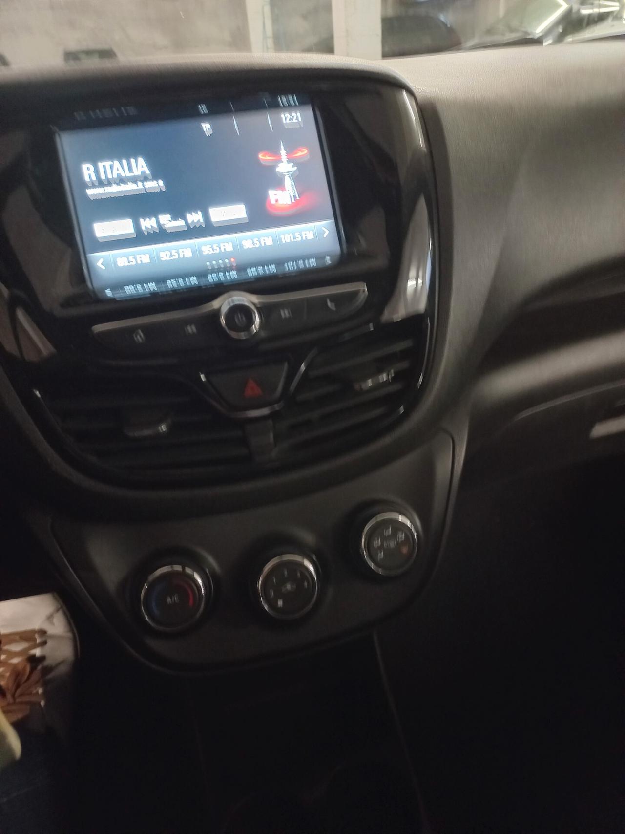 Opel Karl Rocks 1.0 75 CV aut.