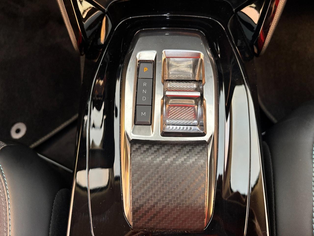 Peugeot 2008 NEW 130 CV EAT8 Allure-2022