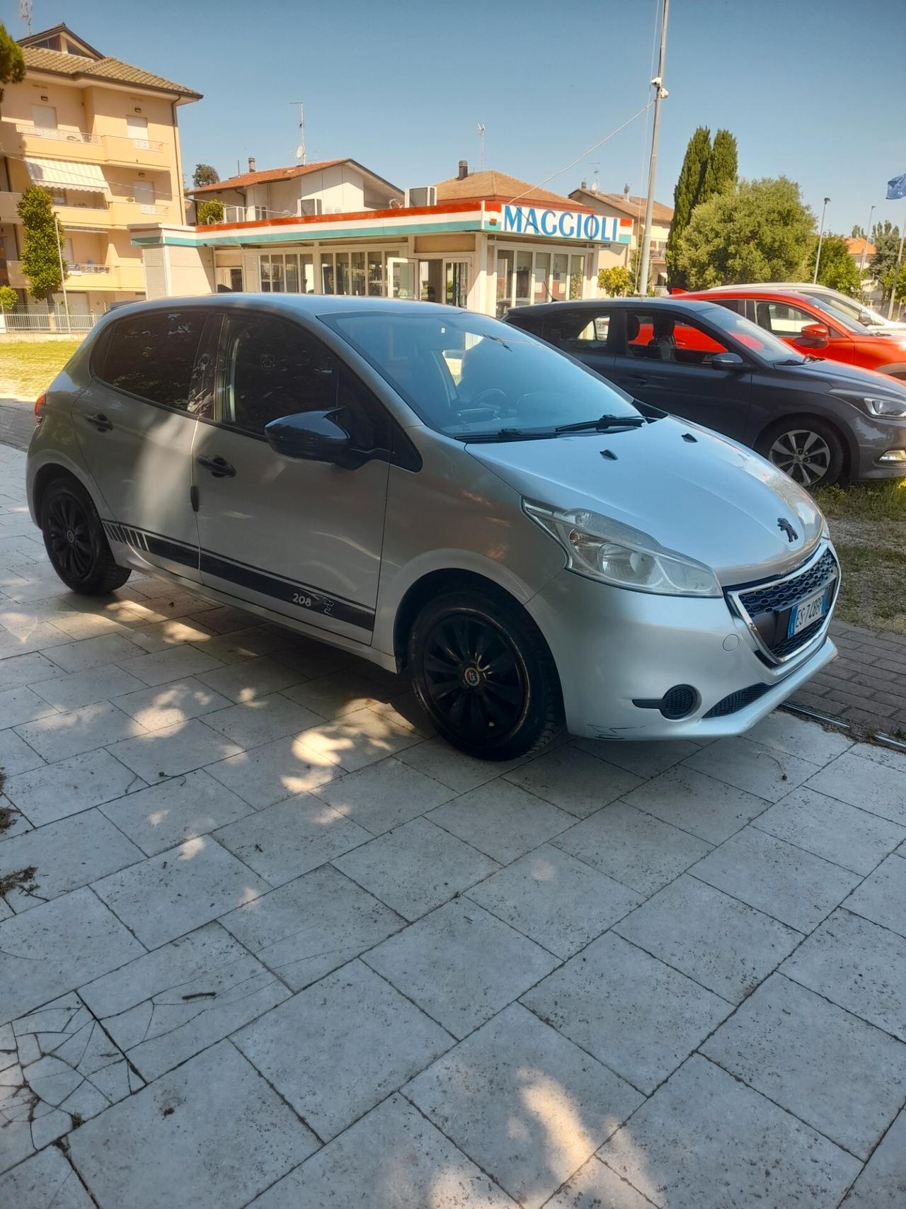 Peugeot 208 1.0 VTi 68 CV 5 porte
