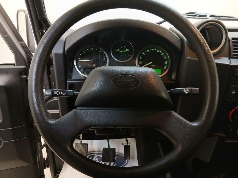 Land Rover Defender 110 2.4 td SE Hard Top