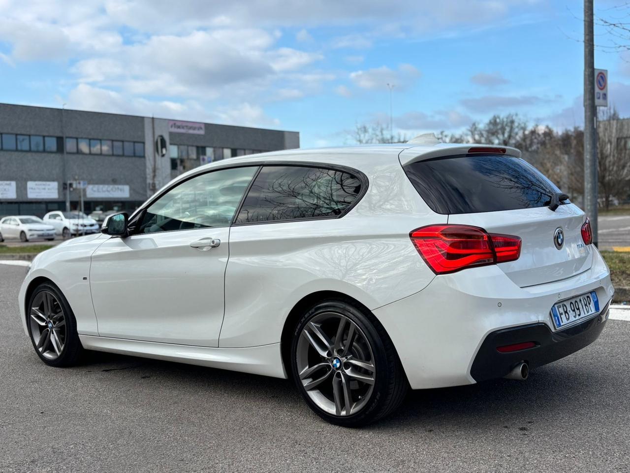 Bmw 118 118d 3p. Msport
