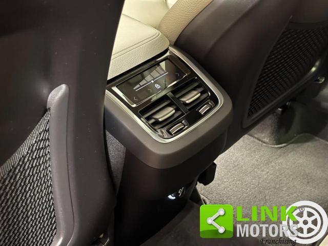 VOLVO XC60 D4 AWD Geartronic Inscription