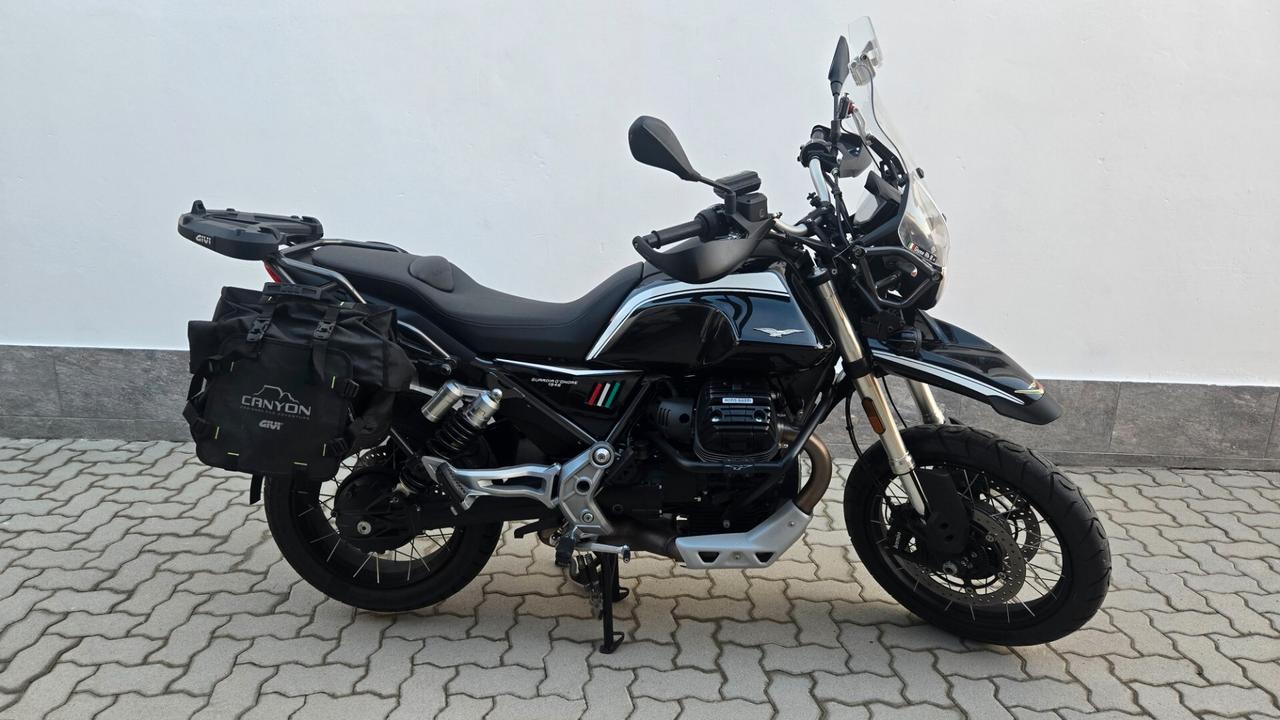 Moto Guzzi V85 TT GUARDIA D'ONORE ABS EURO 5