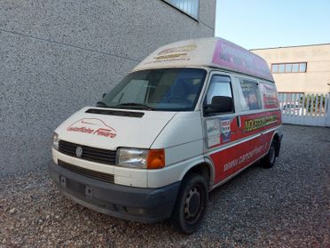 Volkswagen Transporter Base Alta 2.4 Diesel