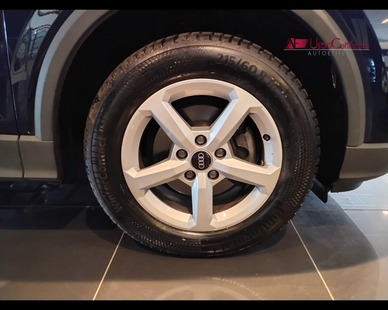 AUDI Q2 30 TDI S tronic Business