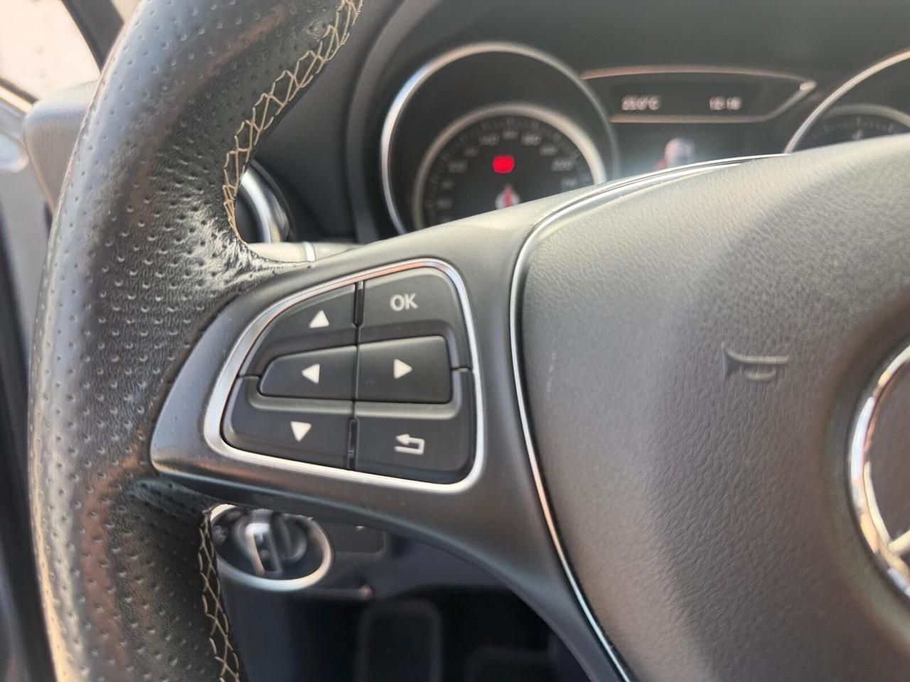 Mercedes-benz GLA 200 CDI Automatic SPORT Enduro