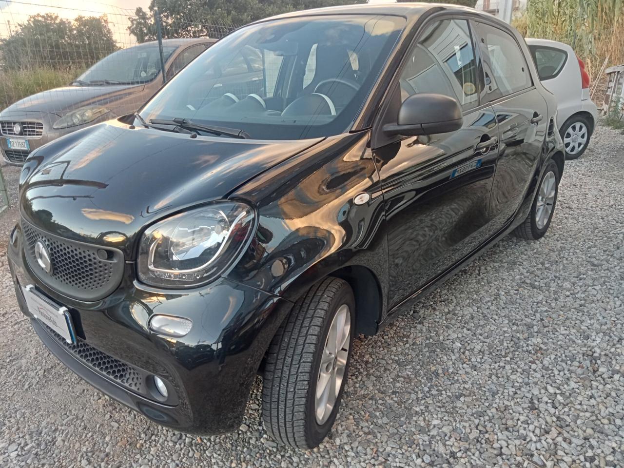 Smart ForFour 70 1.0 Proxy 2017