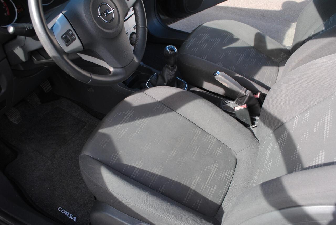 OPEL CORSA 1.2 85 CV BENZ/GPL OK NEOPATENTATI