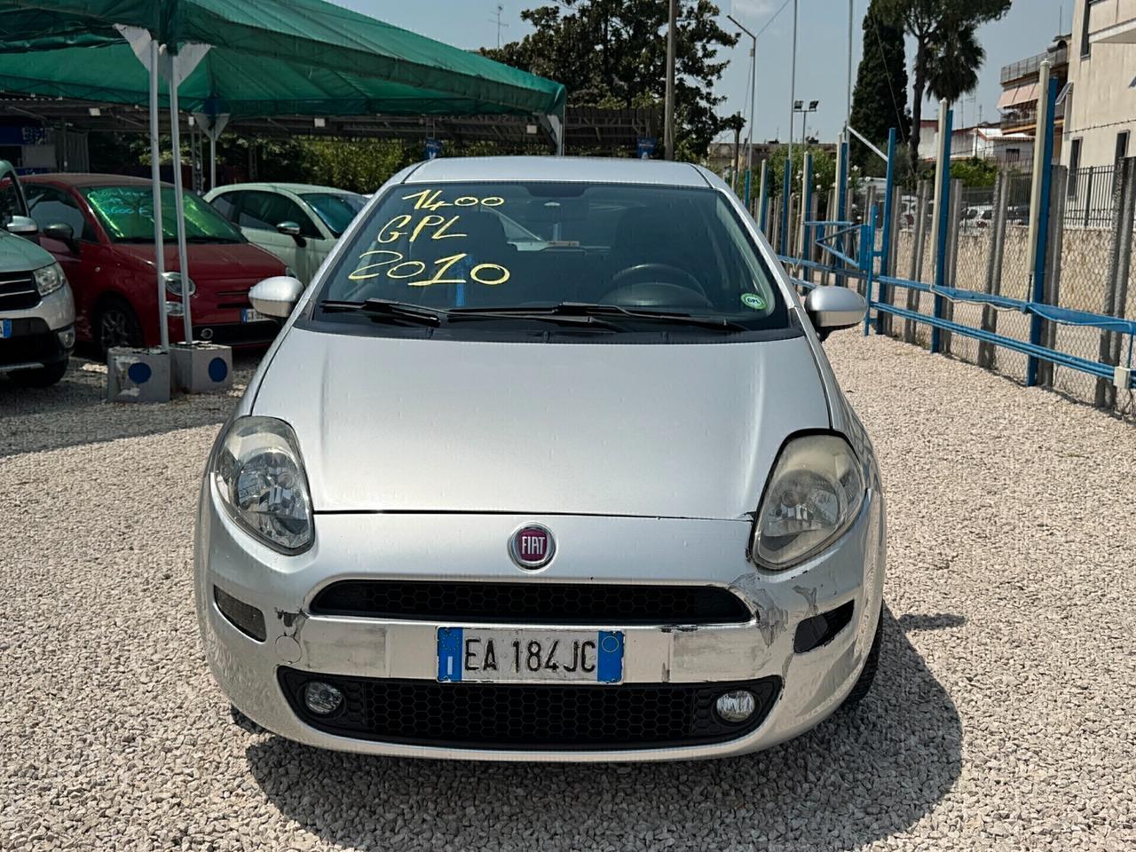 Fiat Grande Punto 1.4 5 porte GPL valido fino al 2032 anno 2010
