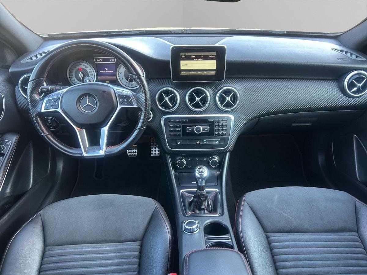 MERCEDES - Classe A - 180 122cv Premium