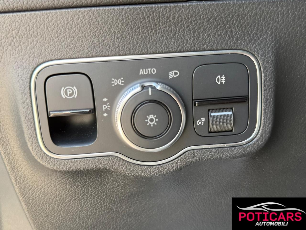 Mercedes-benz GLA 200 d Automatic Sport