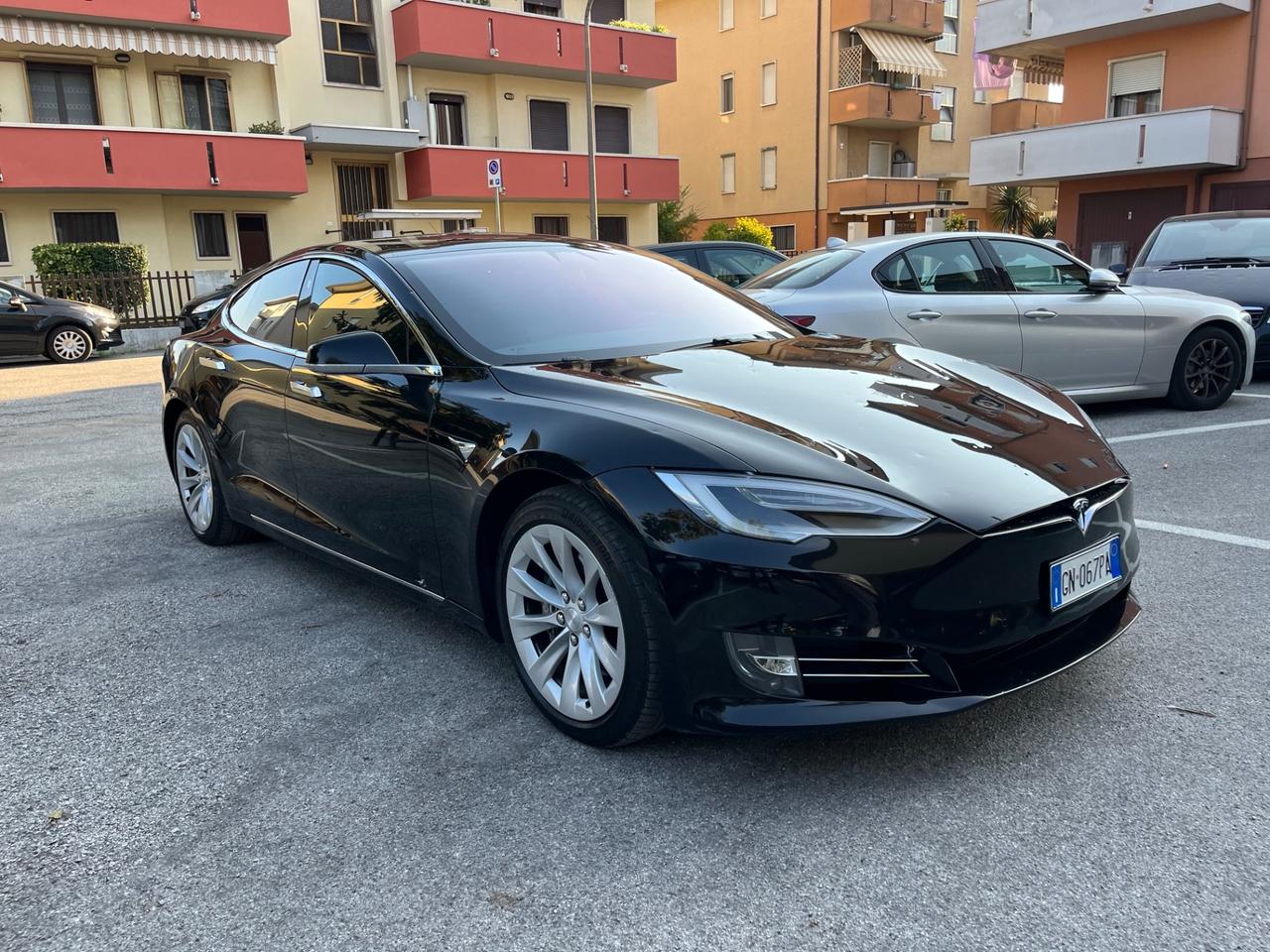 Tesla Model S 75k anno 2018