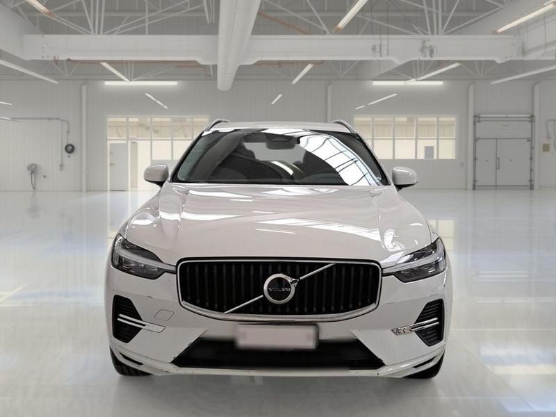 VOLVO XC60 B4 D AWD automatico Momentum