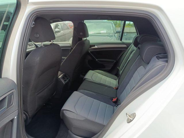 VOLKSWAGEN Golf 1.4 TSI 125 CV 5p. Highline R-LINE
