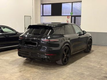 Porsche Cayenne 3.0 V6